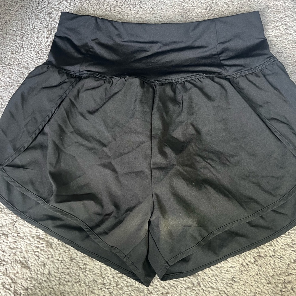 Black Love Tree athletic shorts